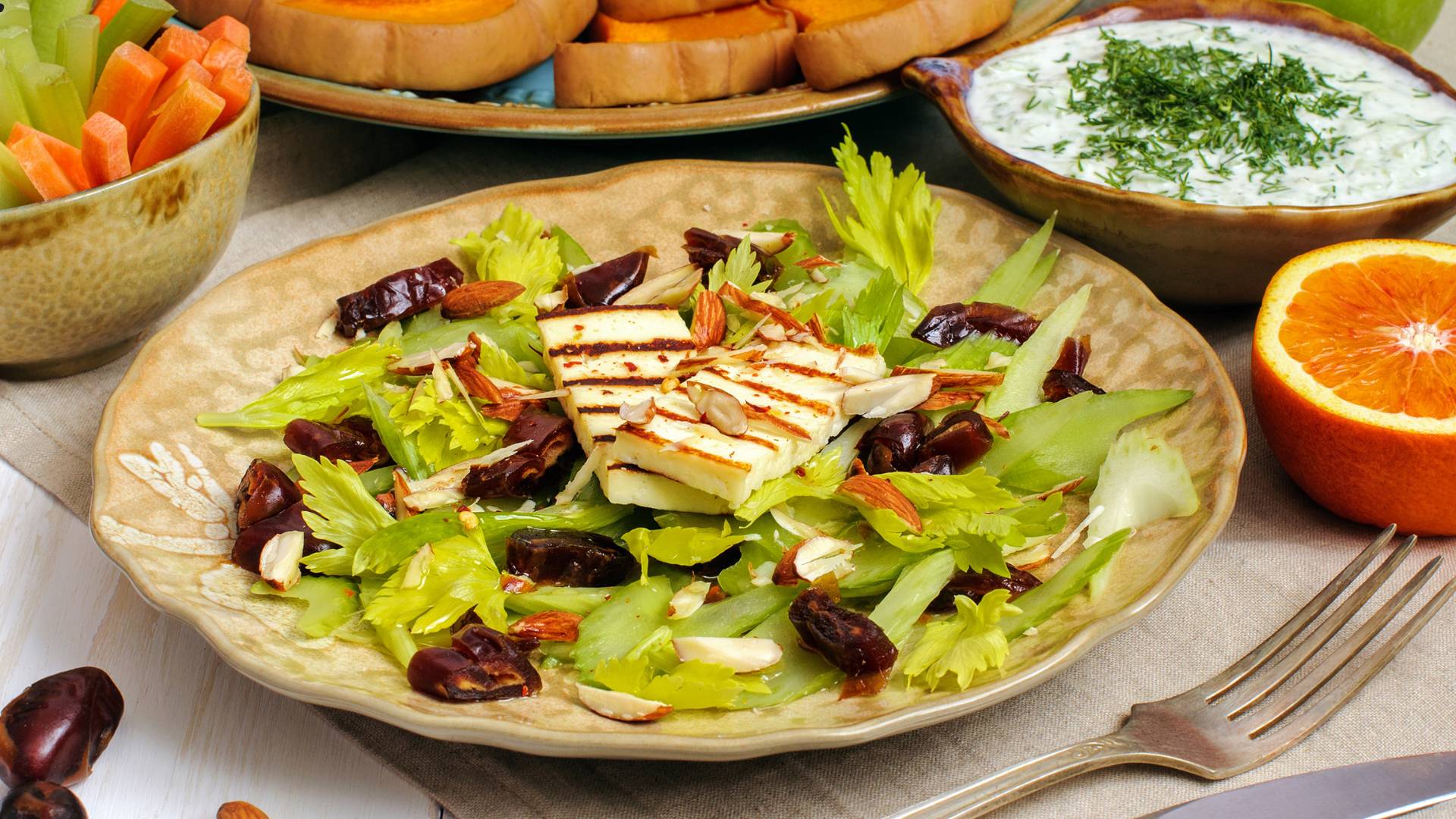 Xurma ilə sağlam yemək reseptləri