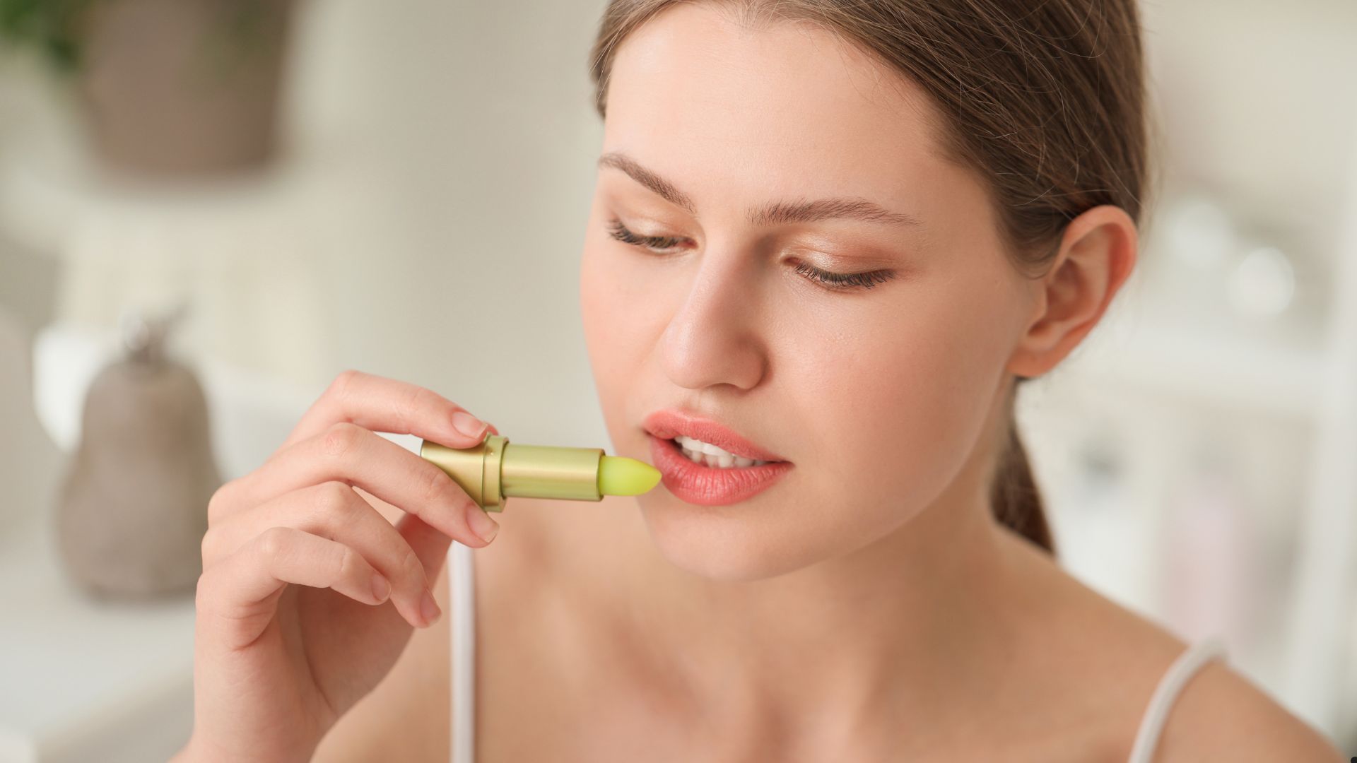 Dodaq çatlaması müalicəsi